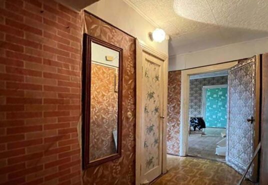 Продаётся 2-х комнатная квартира в центре города Струнино Владимирской области.