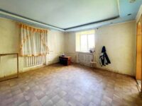 Продаётся однокомнатная квартиpa без ремонта в городе Струнино Владимирской области