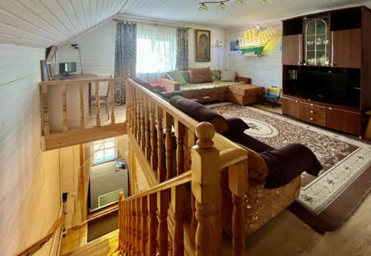 Продаётся двухэтажный обжитой дом из бруса в КП Дарьино площадью 130 кв. м